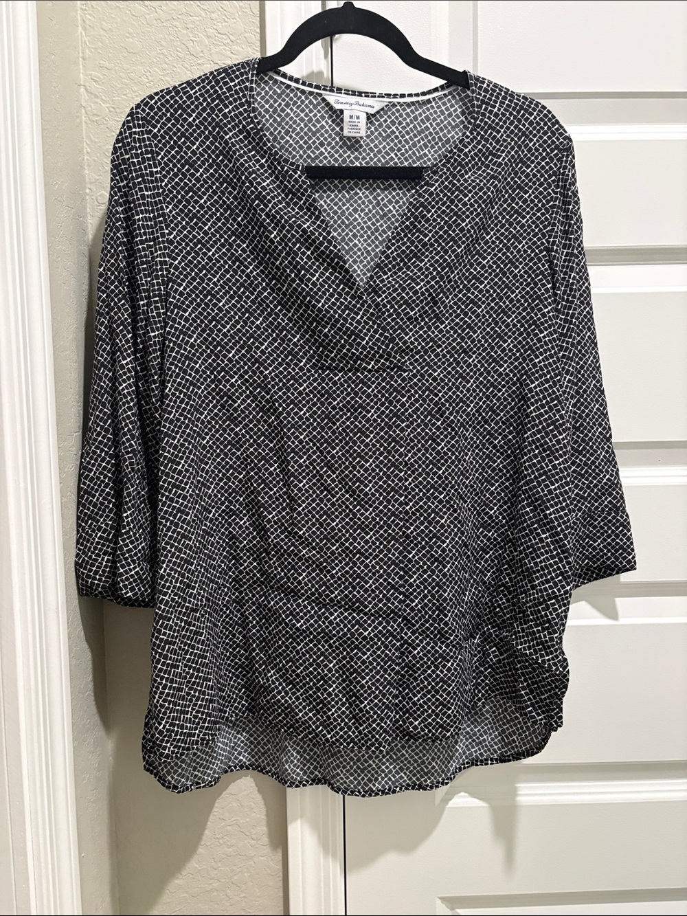 Tommy Bahama Black and White Geometric V-Neck Blouse